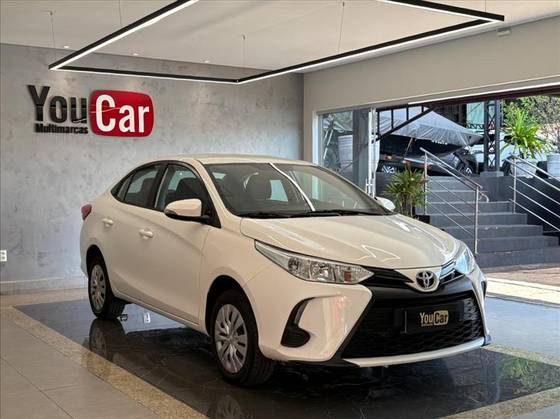 TOYOTA YARIS 1.5 16V FLEX SEDAN XL MULTIDRIVE TOYOTA YARIS 1.5 16V FLEX SEDAN XL MULTIDRIVE